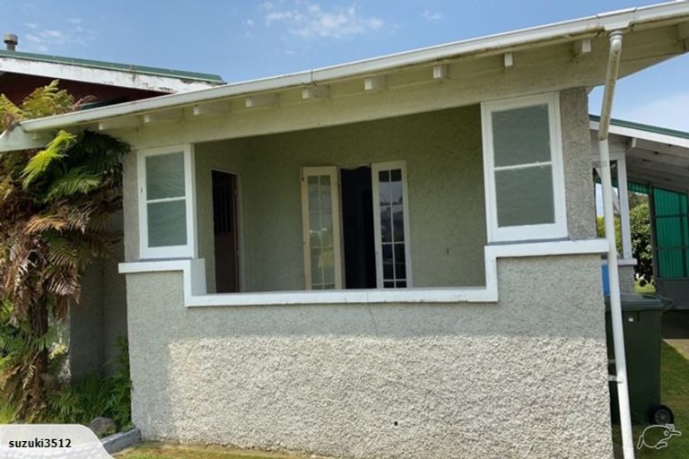 Photo of property in 36 Bedford Street, Eltham, 4322