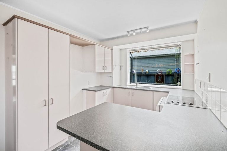 Photo of property in 3 Wilson Street, Islington, Christchurch, 8042