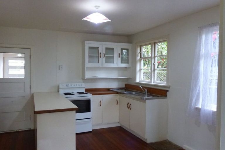 Photo of property in 8 Sawyers Arms Road, Northcote, Christchurch, 8052