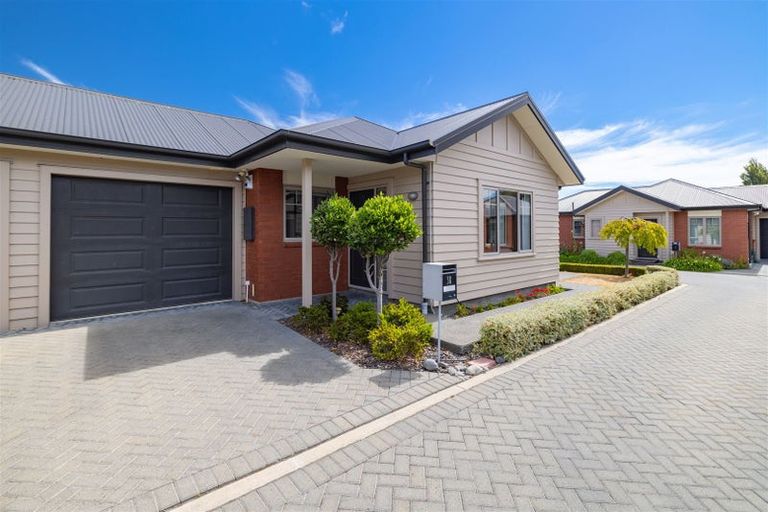 Photo of property in 38 Streamside Court, Woolston, Christchurch, 8062
