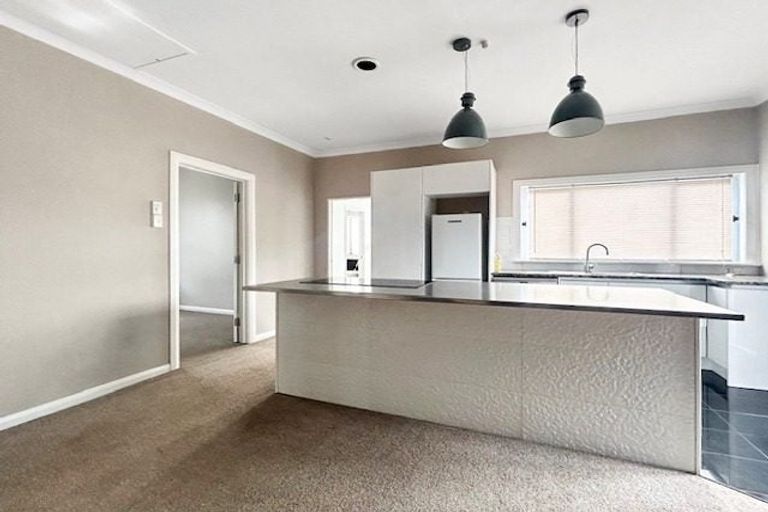 Photo of property in 18 Fairs Road, Milson, Palmerston North, 4414