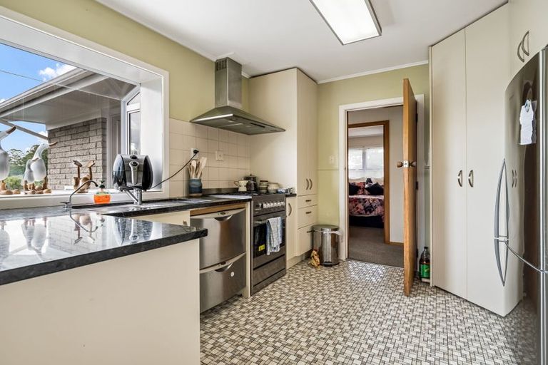 Photo of property in 30 Garden Heights Avenue, Glenview, Hamilton, 3206