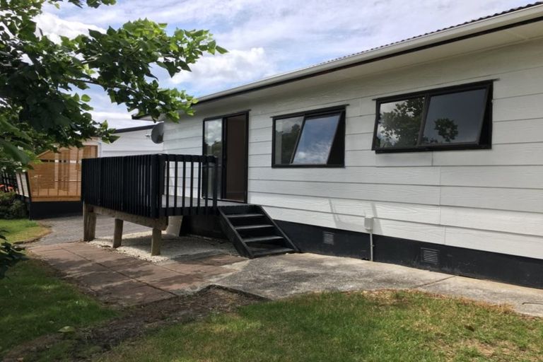 Photo of property in 2/668 Whangaparaoa Road, Stanmore Bay, Whangaparaoa, 0932