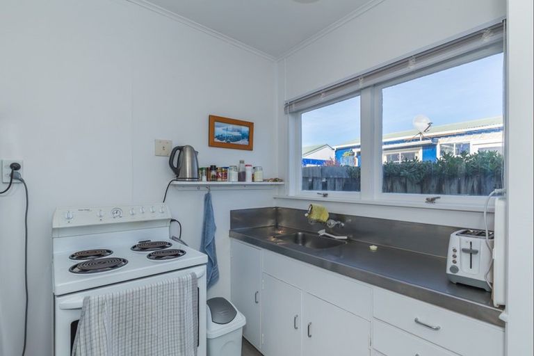 Photo of property in 1/2 Himatangi Street, Himatangi Beach, Foxton, 4891