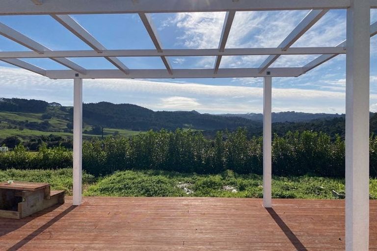 Photo of property in 221 Taylor Road, Waimauku, 0882