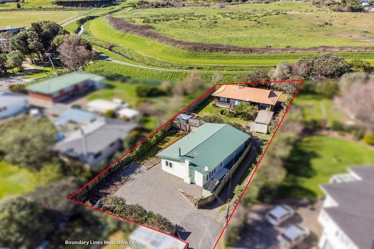 Photo of property in 30 Anaru Street, Raumati Beach, Paraparaumu, 5032