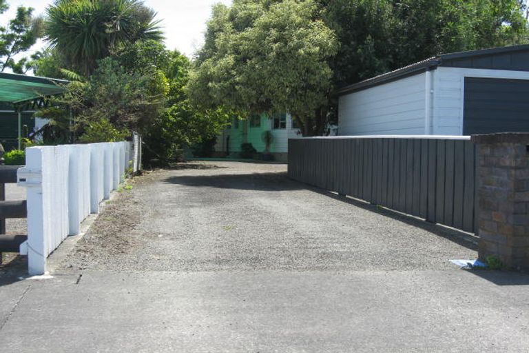 Photo of property in 16 Ferndale Place, Feilding, 4702