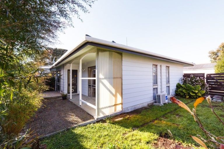 Photo of property in 13a Colombo Street, Hokowhitu, Palmerston North, 4410