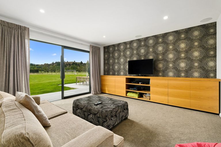 Photo of property in 114 Airport Road, Alexandra, 9391