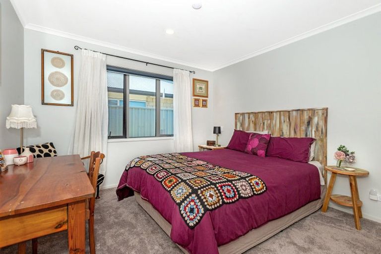 Photo of property in 50 Sterling Park, Lytton West, Gisborne, 4010