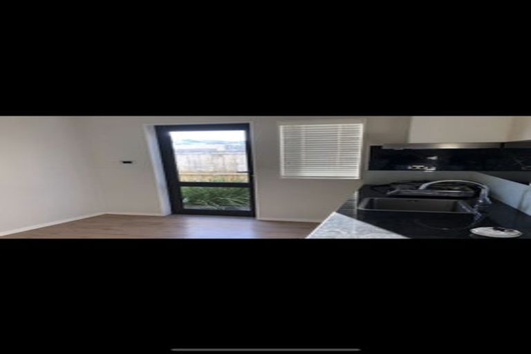 Photo of property in 22 Carrickdawson Drive, Flat Bush, Auckland, 2019