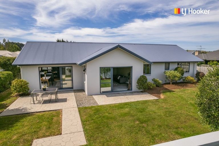 Photo of property in 40 Sunninghurst Drive, Fairfield, Dunedin, 9018