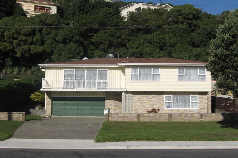 Photo of property in 72 Para Street, Miramar, Wellington, 6022