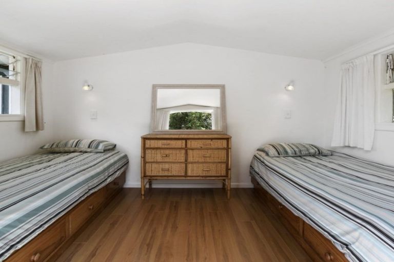 Photo of property in 3 Kowhai Terrace, Leigh, 0985