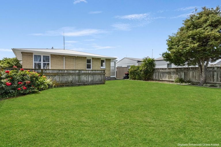 Photo of property in 202a Grove Road, Mayfair, Hastings, 4122