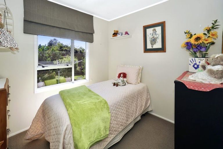 Photo of property in 14 Bishoprick Crescent, Te Puke, 3119