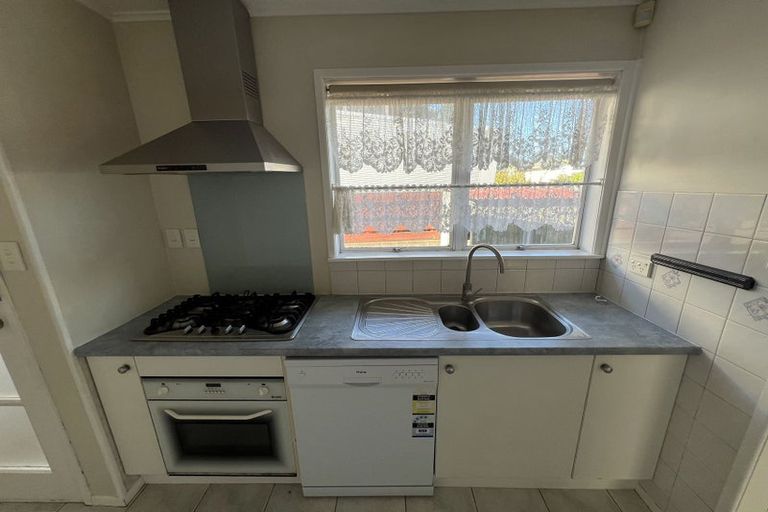 Photo of property in 9 Wycherley Drive, Bucklands Beach, Auckland, 2014