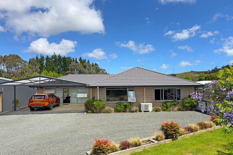 Photo of property in 306a Inland Road, Helensville, 0875