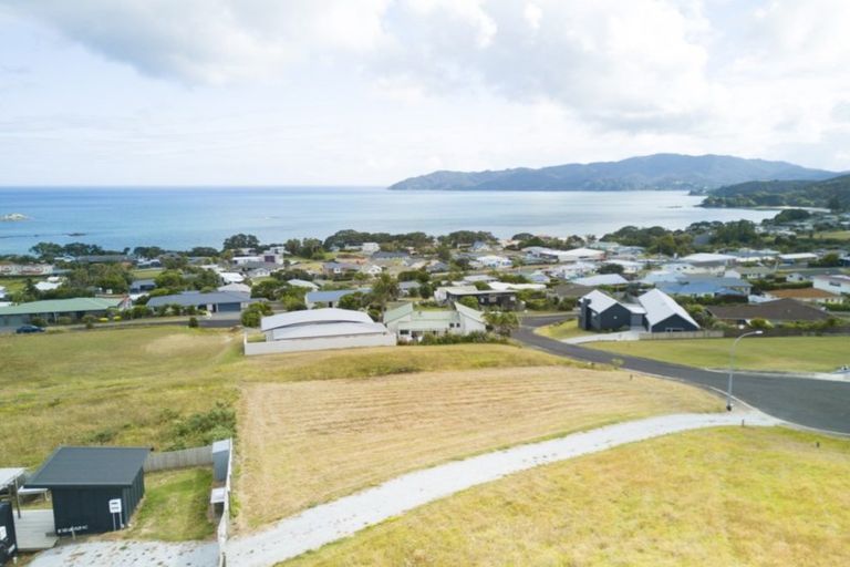 Photo of property in 8 Oden Hill, Coopers Beach, 0420