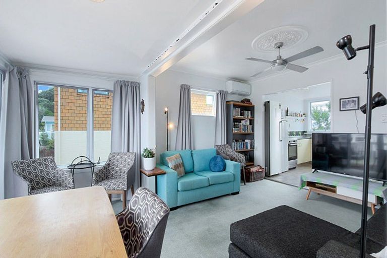 Photo of property in 11 Tatahi Street, Te Puru, Thames, 3575