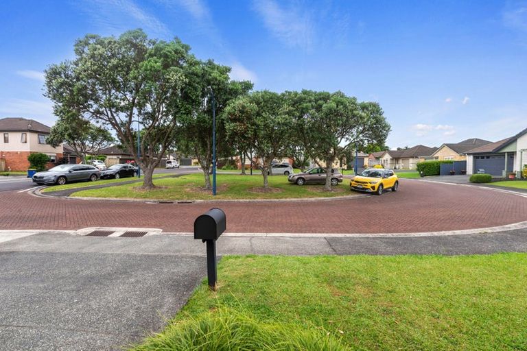 Photo of property in 17 Espalier Drive, Henderson, Auckland, 0612