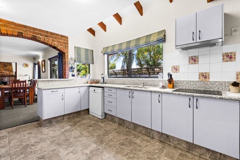 Photo of property in 35 Ngarimu Crescent, Taradale, Napier, 4112