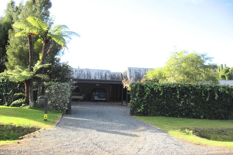 Photo of property in 56 Riverview Road, Kerikeri, 0230