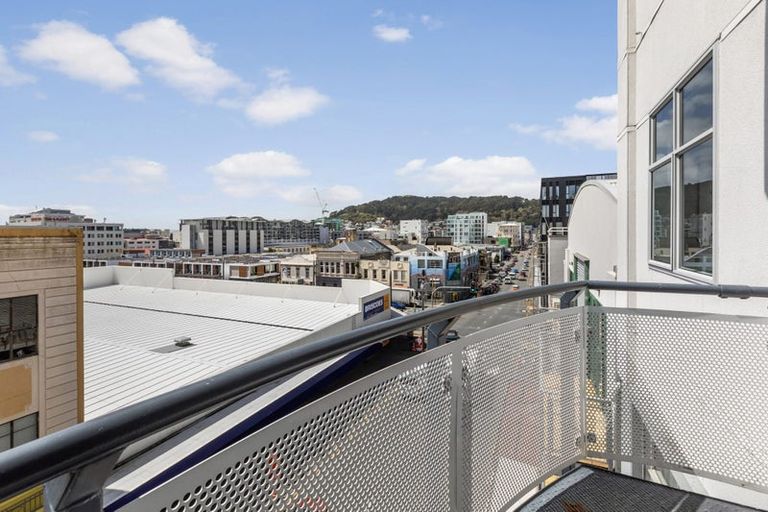Photo of property in City Lodge, 402/115 Vivian Street, Te Aro, Wellington, 6011