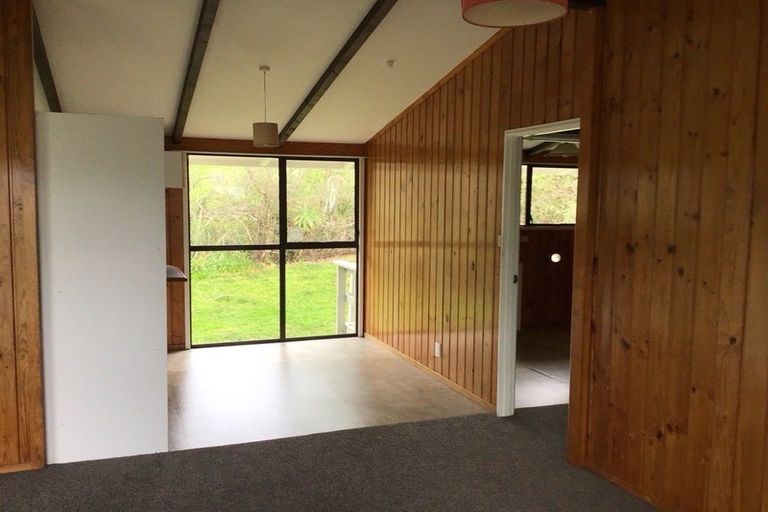 Photo of property in 39 Rautawhiri Road, Helensville, 0800