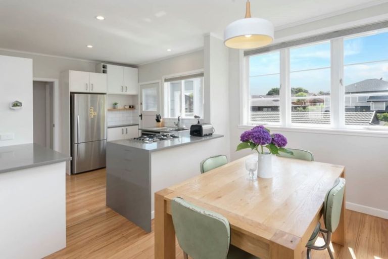 Photo of property in 40 Vincent Street, Howick, Auckland, 2014