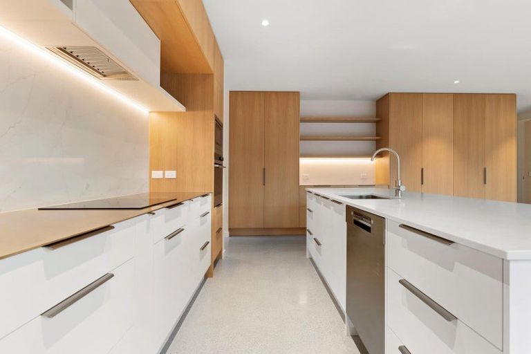 Photo of property in 72 Totara Terrace, Wanaka, 9305