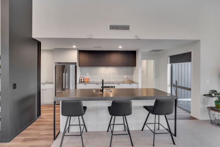 Photo of property in 27 Finstock Way, Rolleston, 7614