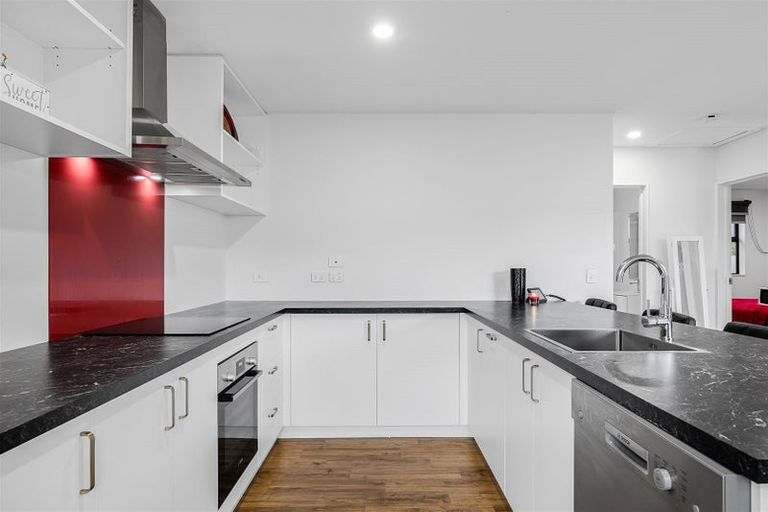 Photo of property in 393b Linwood Avenue, Bromley, Christchurch, 8062