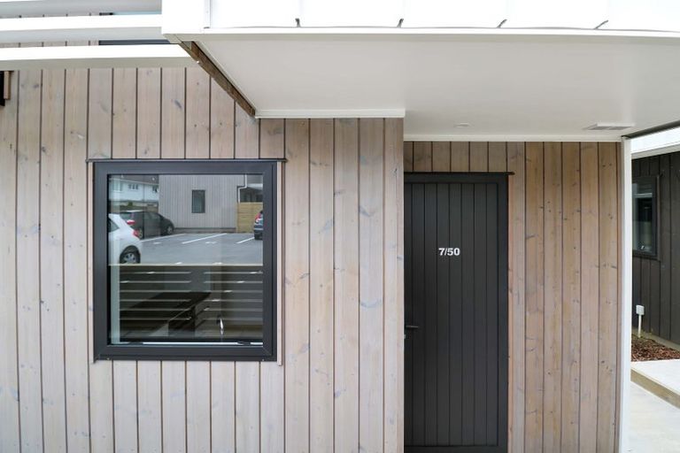 Photo of property in 7/50 Friend Street, Karori, Wellington, 6012