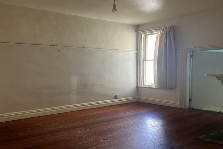 Photo of property in 4 Myrtle Crescent, Mount Cook, Wellington, 6021