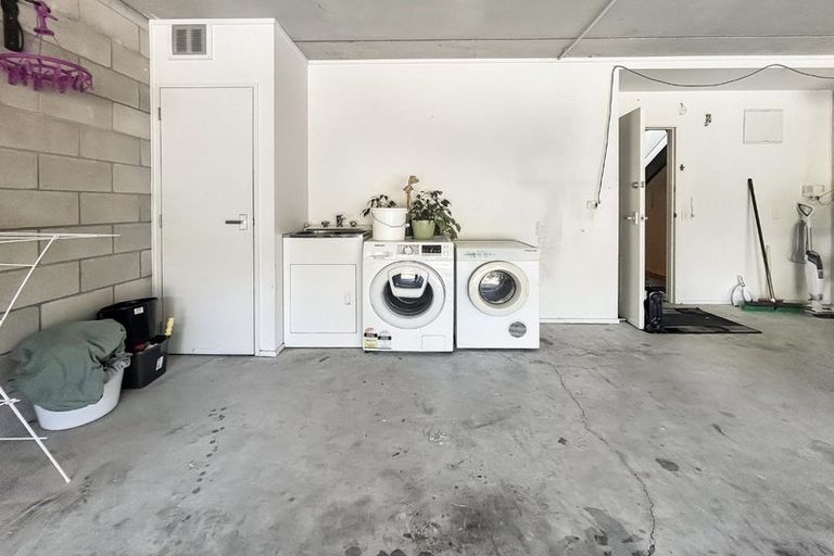 Photo of property in 3/364 Lake Terrace, Two Mile Bay, Taupo, 3330