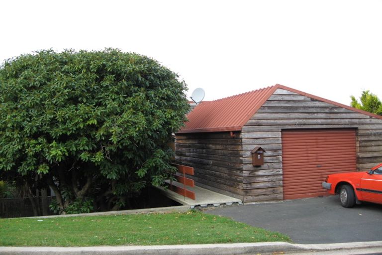 Photo of property in 8 Granville Terrace, Belleknowes, Dunedin, 9011