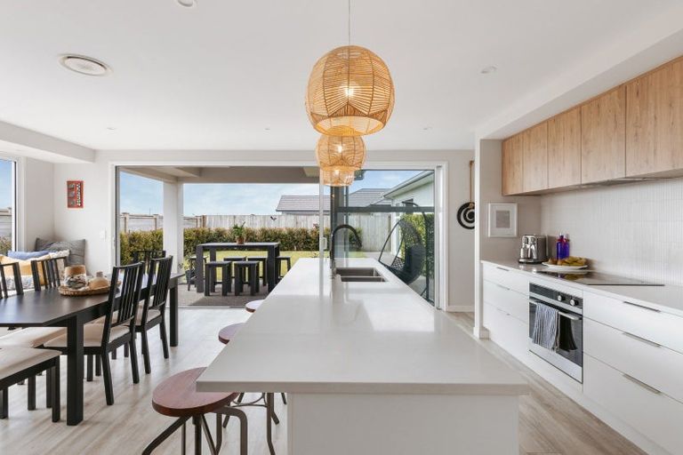 Photo of property in 493 Gloucester Road, Papamoa Beach, Papamoa, 3118