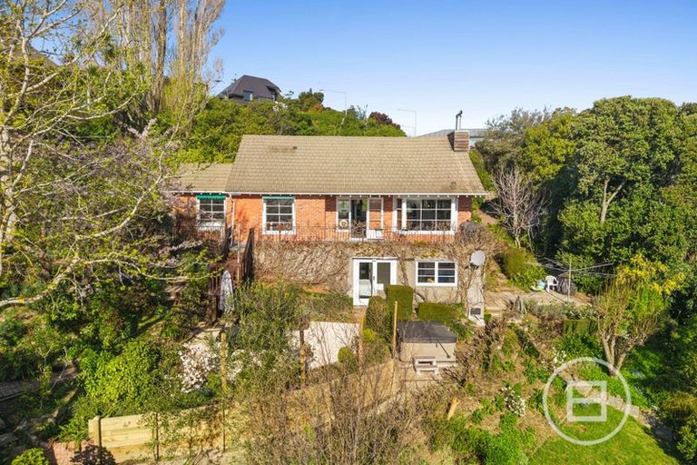 Photo of property in 116 Dyers Pass Road, Cashmere, Christchurch, 8022