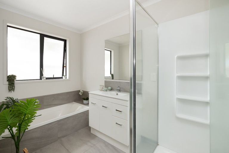 Photo of property in 55 Goodwin Crescent, Pyes Pa, Tauranga, 3112