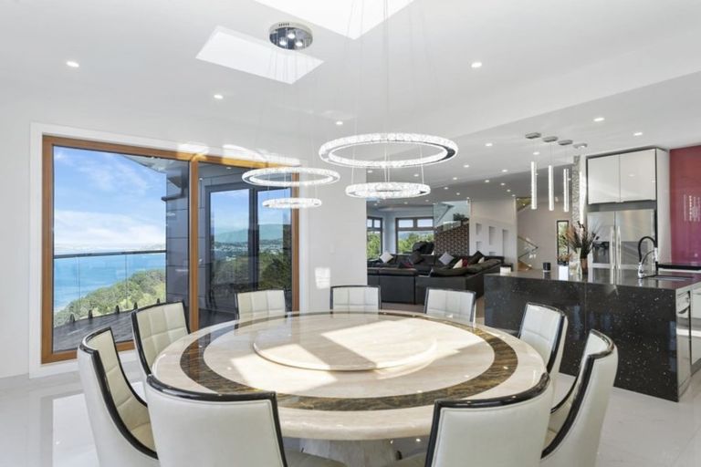 Photo of property in 35 Grumman Lane, Newlands, Wellington, 6037