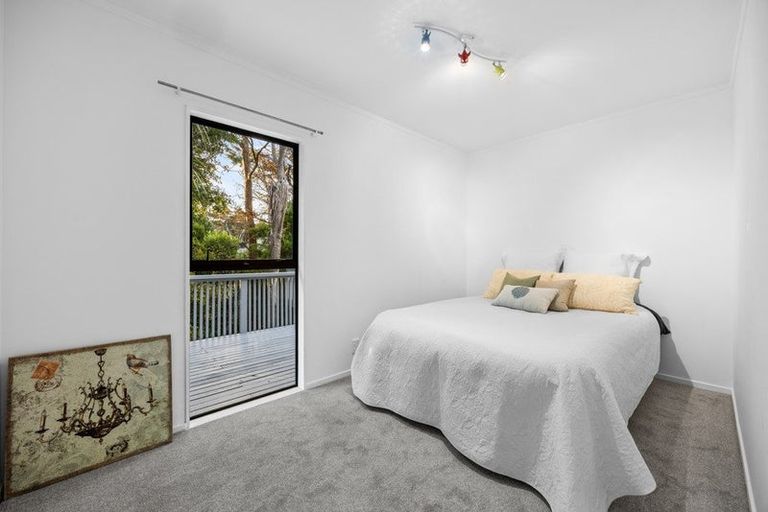 Photo of property in 66 Gledstane Road, Stanmore Bay, Whangaparaoa, 0932