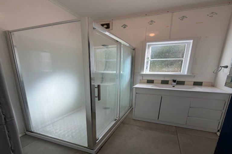 Photo of property in 75 Chamberlain Road, Karori, Wellington, 6012