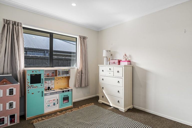 Photo of property in 121 Infinity Drive, Pegasus, 7612