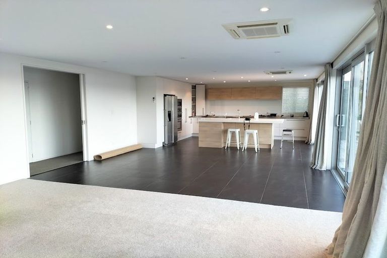 Photo of property in 1f Herbert Street, Hauraki, Auckland, 0622