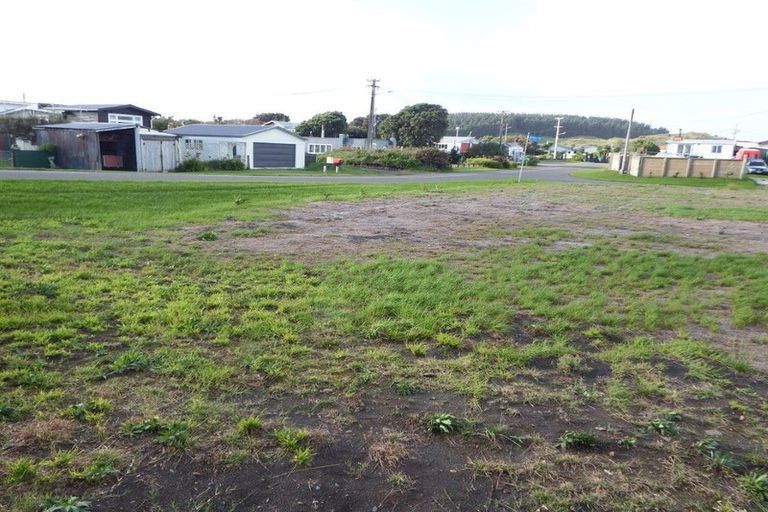 Photo of property in 2 Omanu Street, Koitiata, Wanganui, 4581