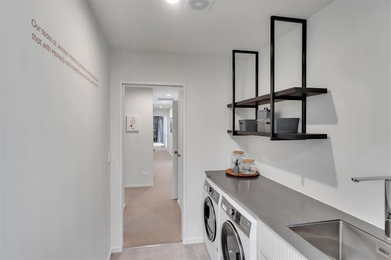 Photo of property in 27 Finstock Way, Rolleston, 7614