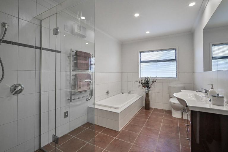 Photo of property in Cheltenham Court, 609 Market Street South, Hastings, 4122