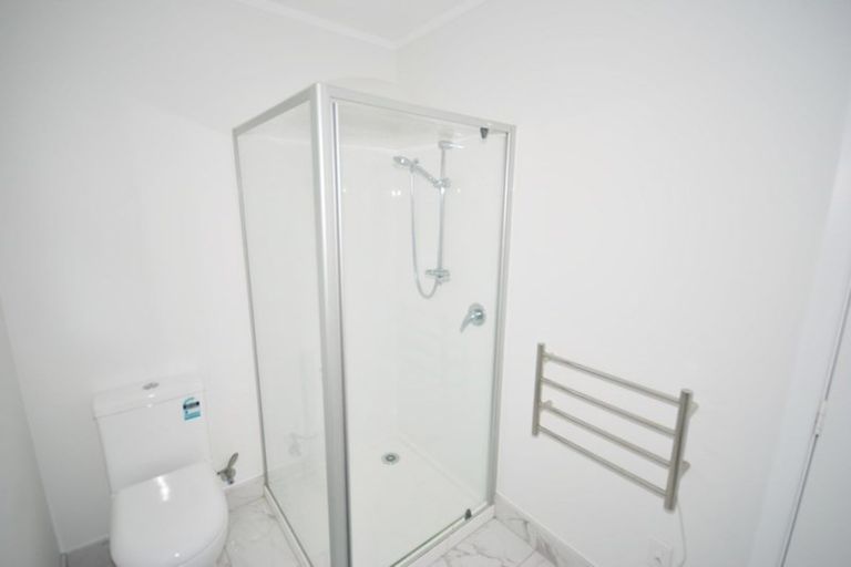 Photo of property in 9 Aronui Terrace, Kelston, Auckland, 0602