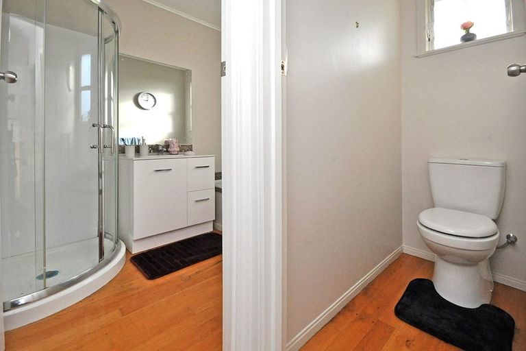 Photo of property in 19 Orchard Rise, Rosehill, Papakura, 2113